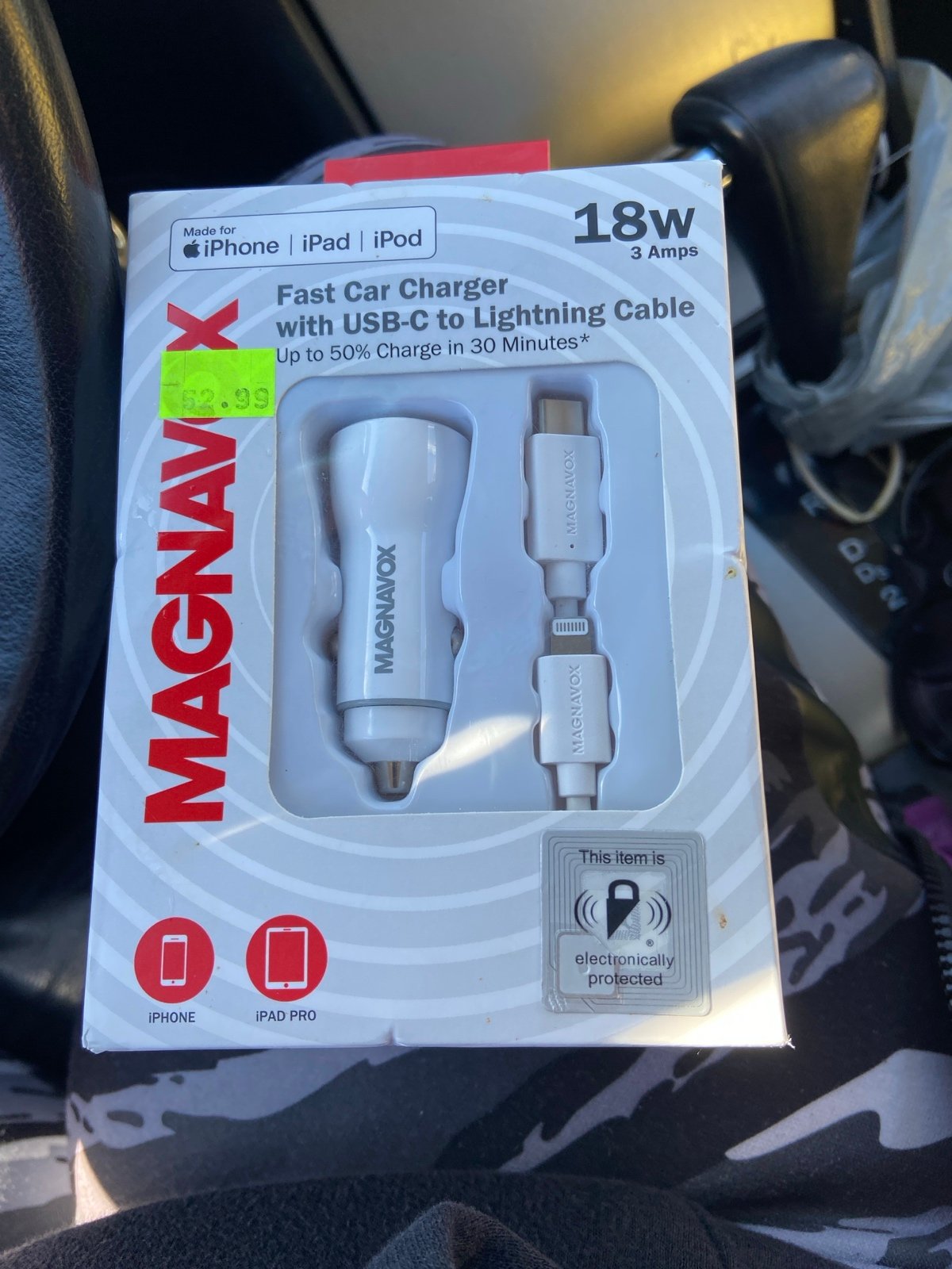 BNWT Magnavox Fast Car Charger with USB-C to Lightning Cable 18W 3Amps IPhone Ip