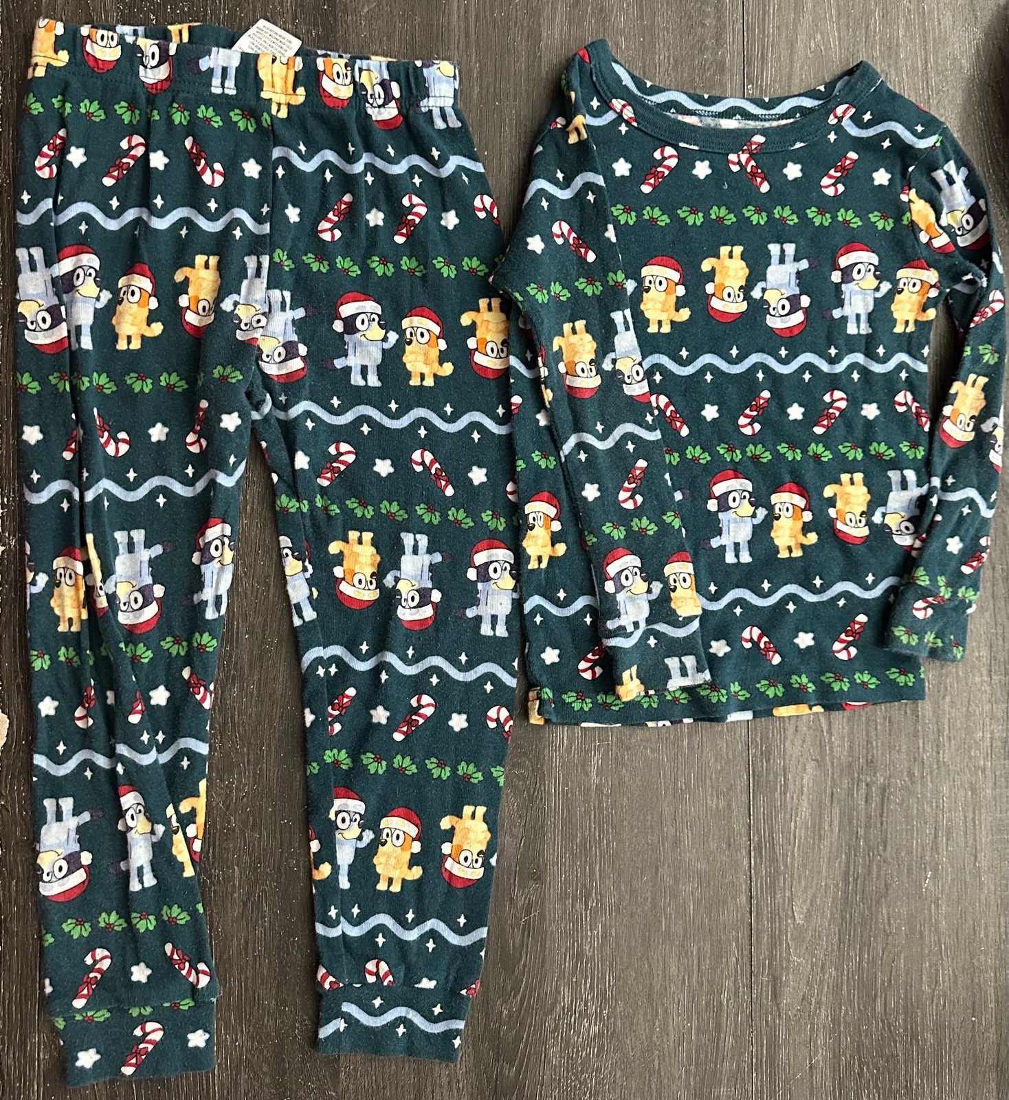 Lot on hold for KidSweater