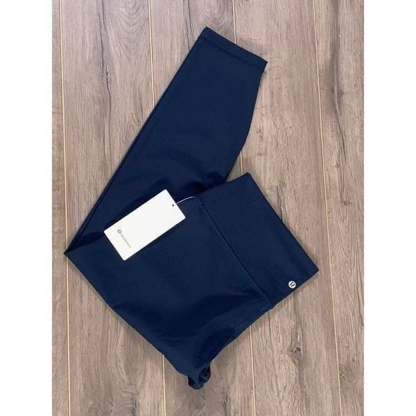 NEW Lululemon Wunder Under sz 18 25