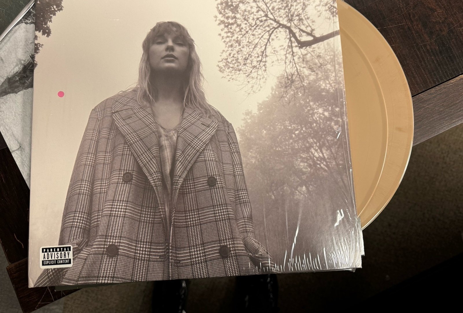 Taylor Swift clandestine cover with brown vinyls.