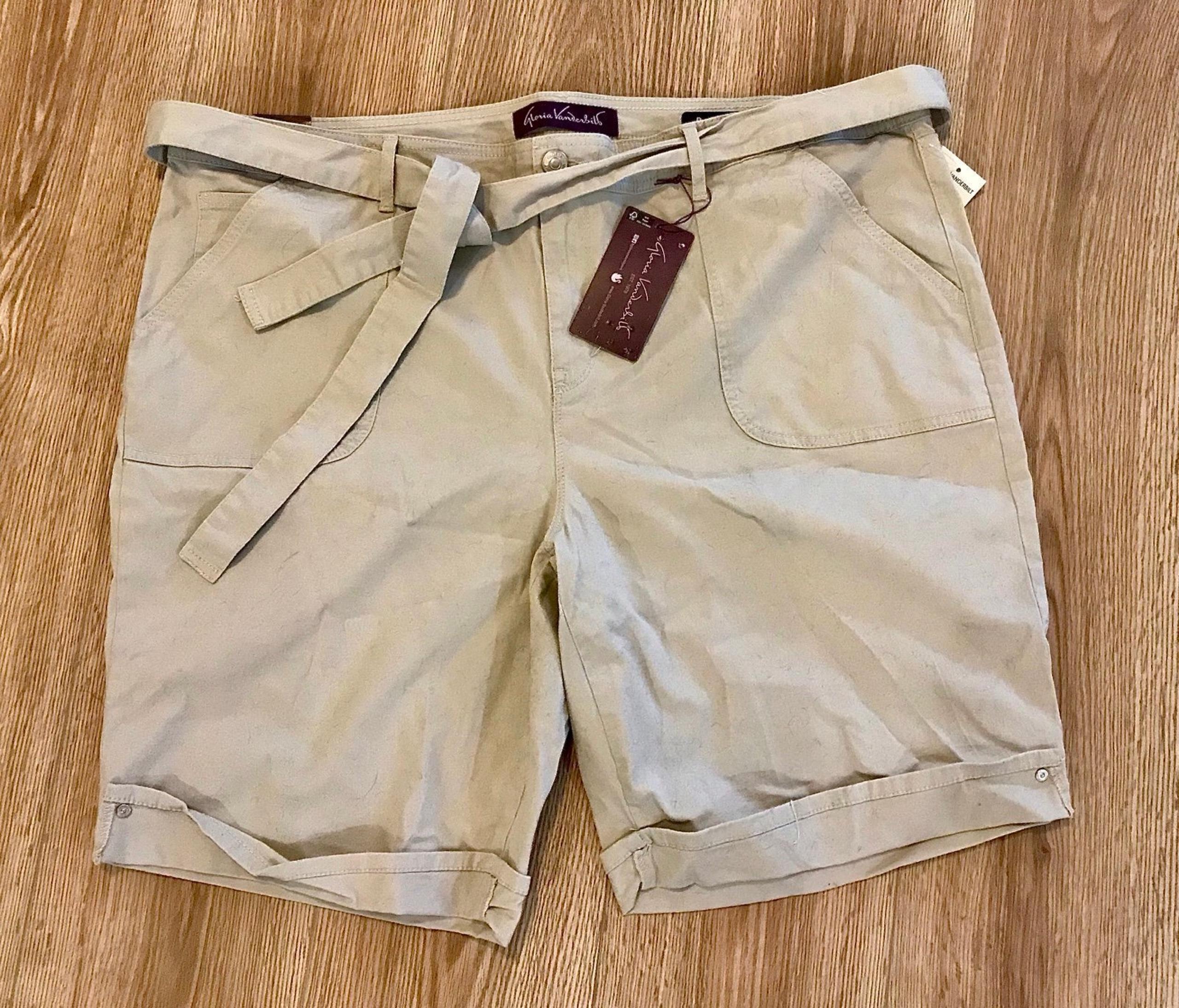 Gloria Vanderbilt Womens Plus-size Belted Bermuda Shorts Khaki NWT