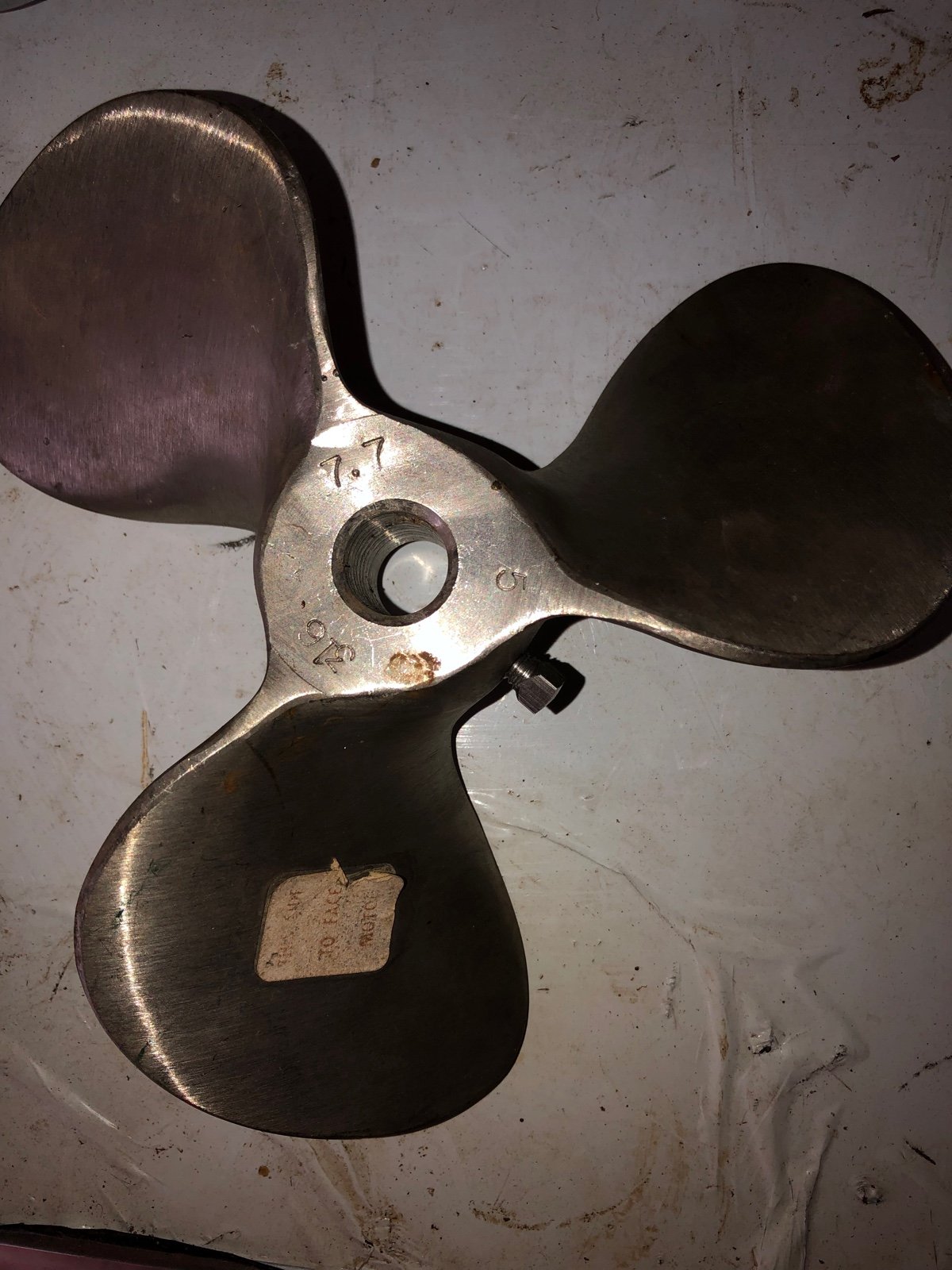 3 Blade