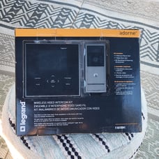 LEGRAND ADORNE VIDEO INTERCOM KIT - AI6100M1