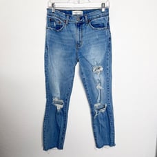 Abercrombie & Fitch The boyfriend Mid Rise ripped Jean Size 27 4 R Distressed