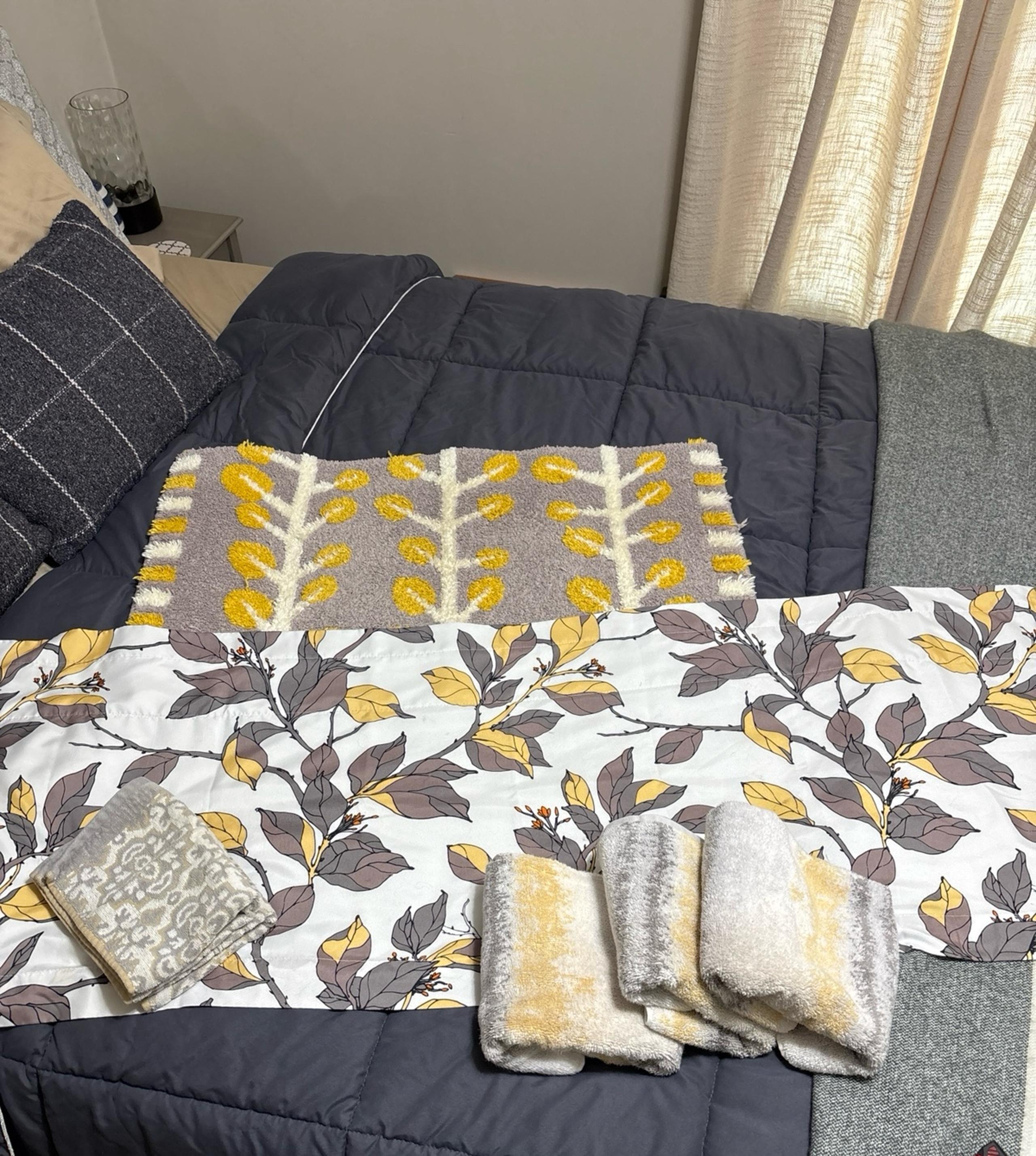 Half Bathroom Decor Yellow & Grey