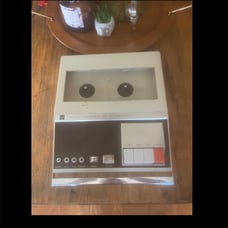 Vintage RCA Model YJS-13J Portable Reel to Reel Tape Recorder