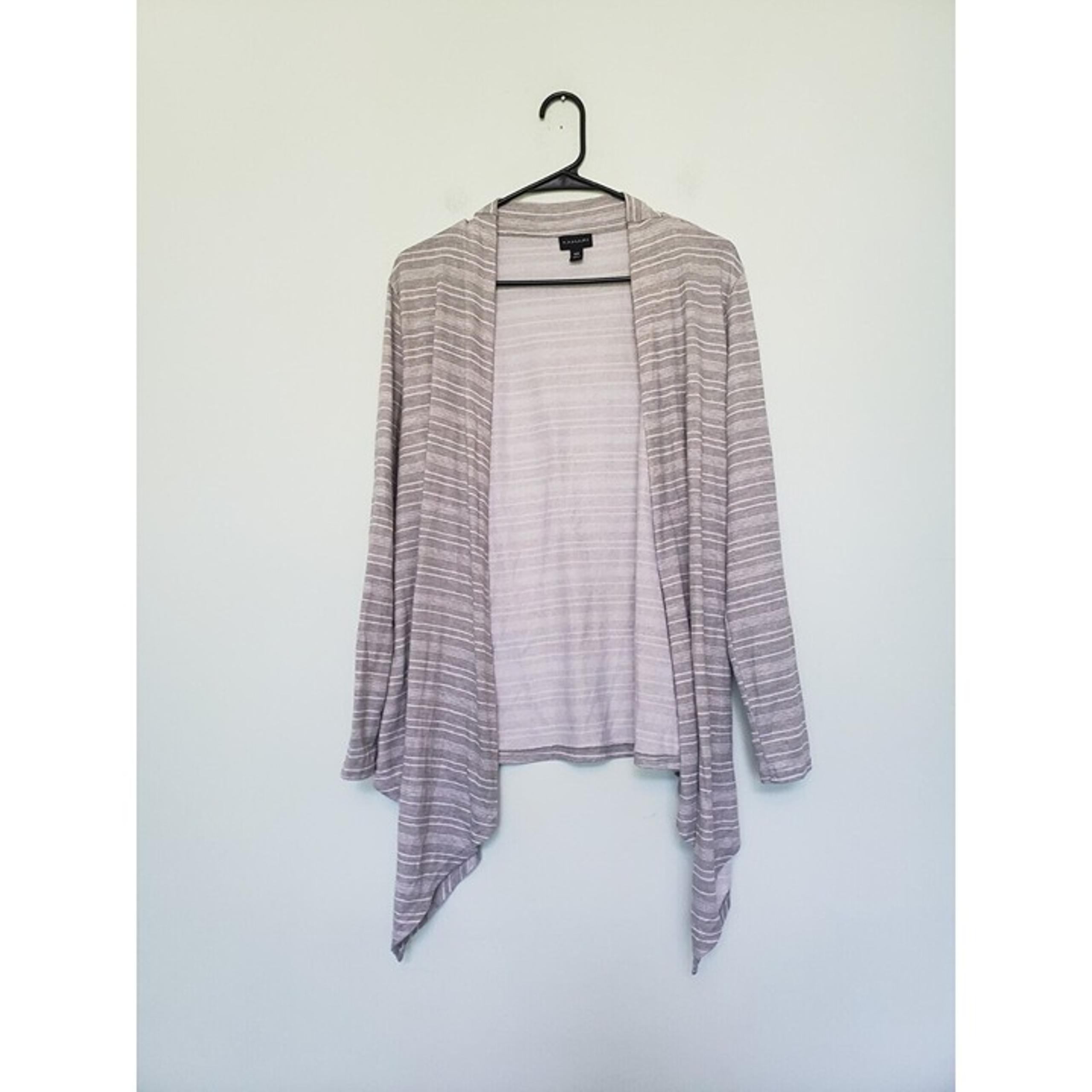 Tahari Women M Waterfall Cardigan Open Front Gray Stripe Long Sleeve Lightweight