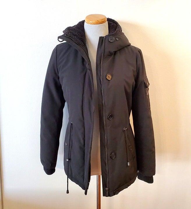 DKNY Women's Water Resistant Parka Size XS Black Jacket Long Sleeve With Hood B