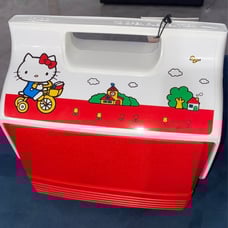 HELLO KITTY X IGLOO COOLER
