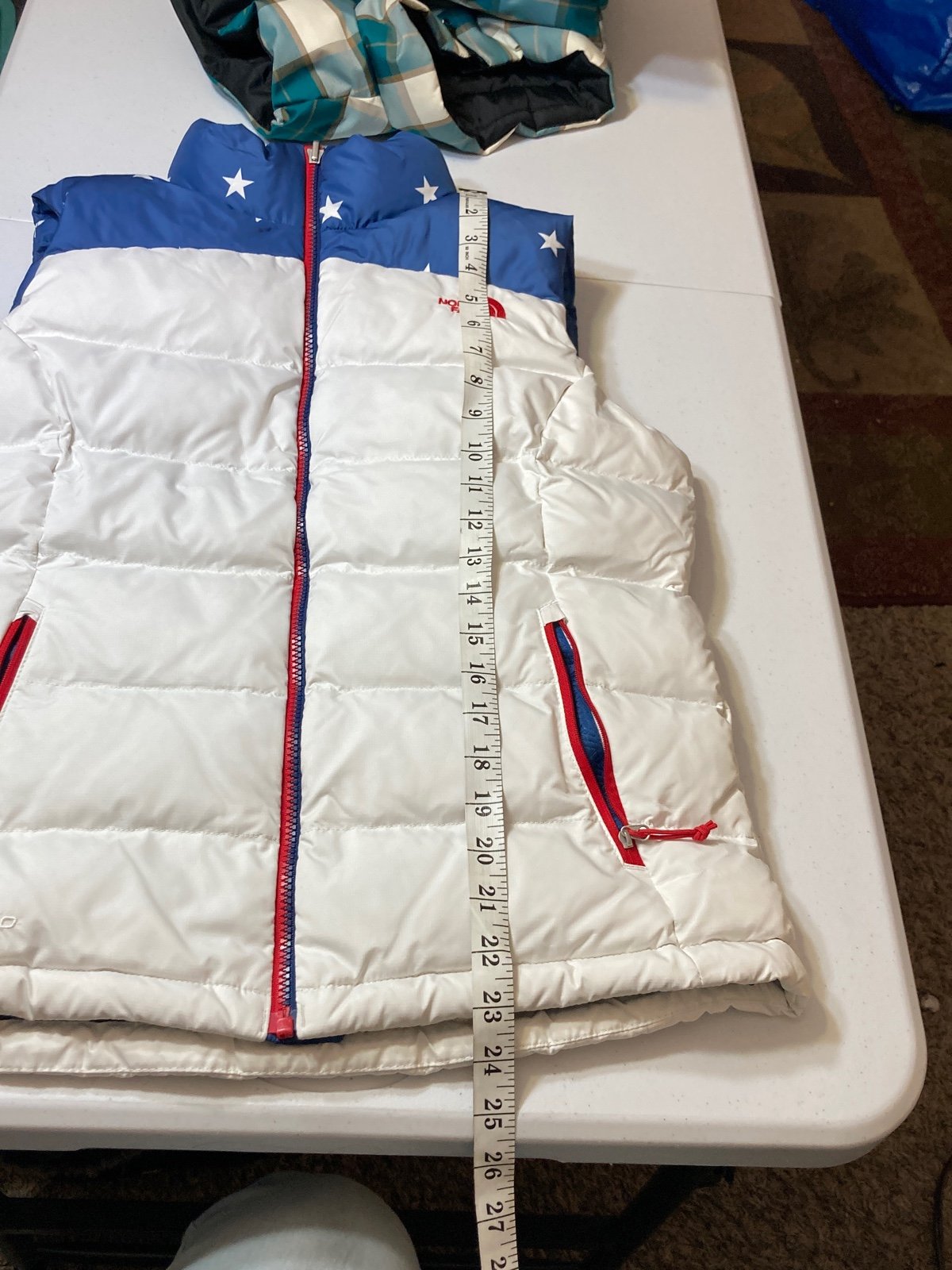 The North Face vest 700 , size shops M
