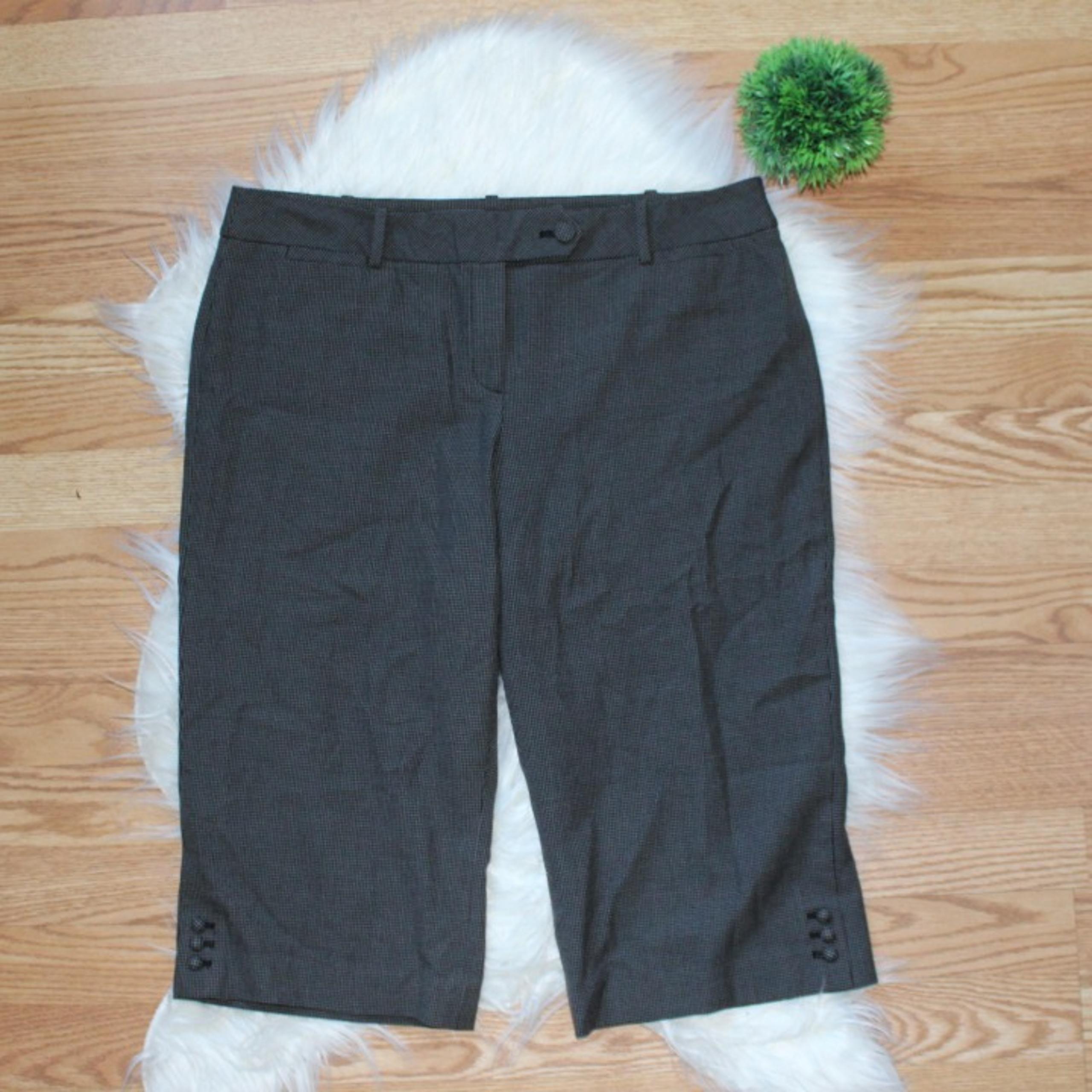 Ann Taylor Black Cropped Pants 14P