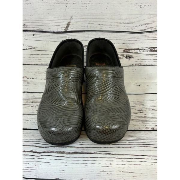Women's Dansko Clogs Gray Size 42