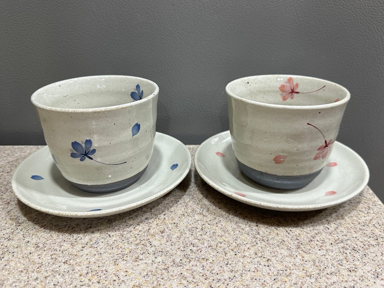 Saikai Pottery Set of 2 Rice Bowls Sushi Plates Stoneware Cherry Blossoms EUC!