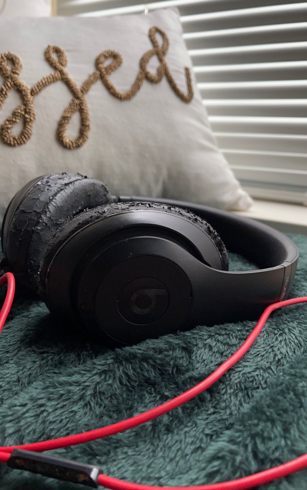 Beats by Dre Black Studio Headphones