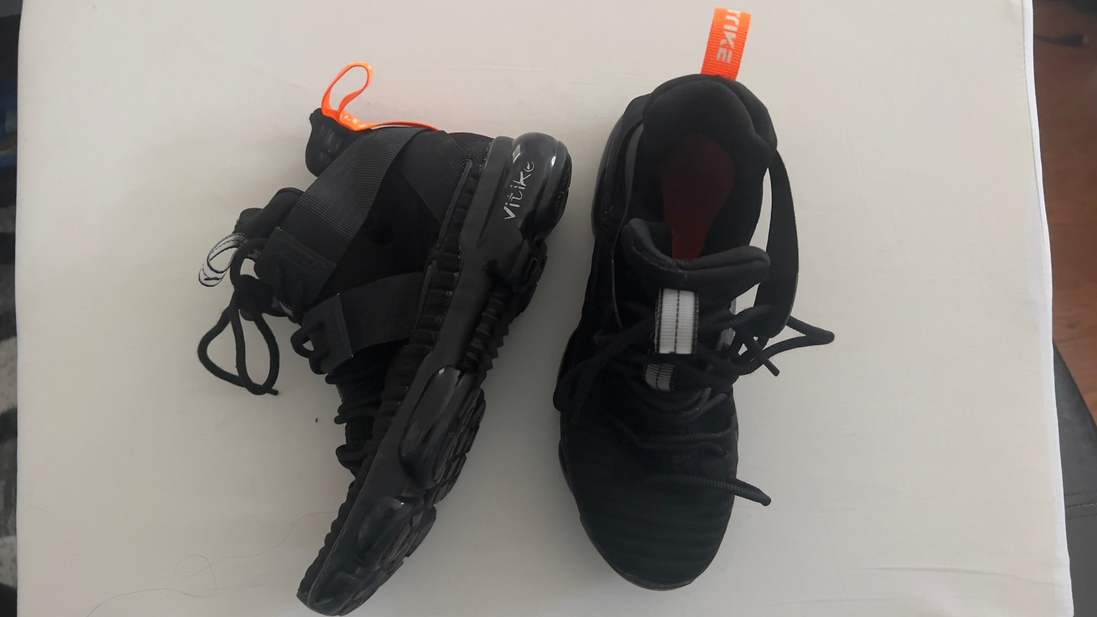 Big Kids Vitike Black Athletic High Top Basketball Shoes Sneakers Size 38 US 6