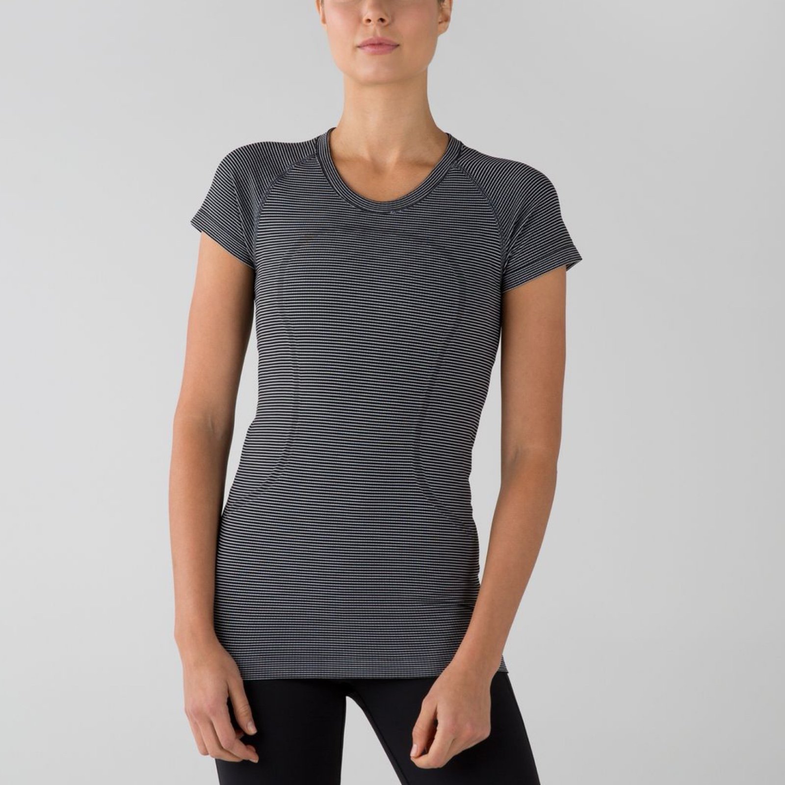 Lululemon Run: Swiftly Tech Short Sleeve Crew Sz 8 In Tempo Stripe Black White