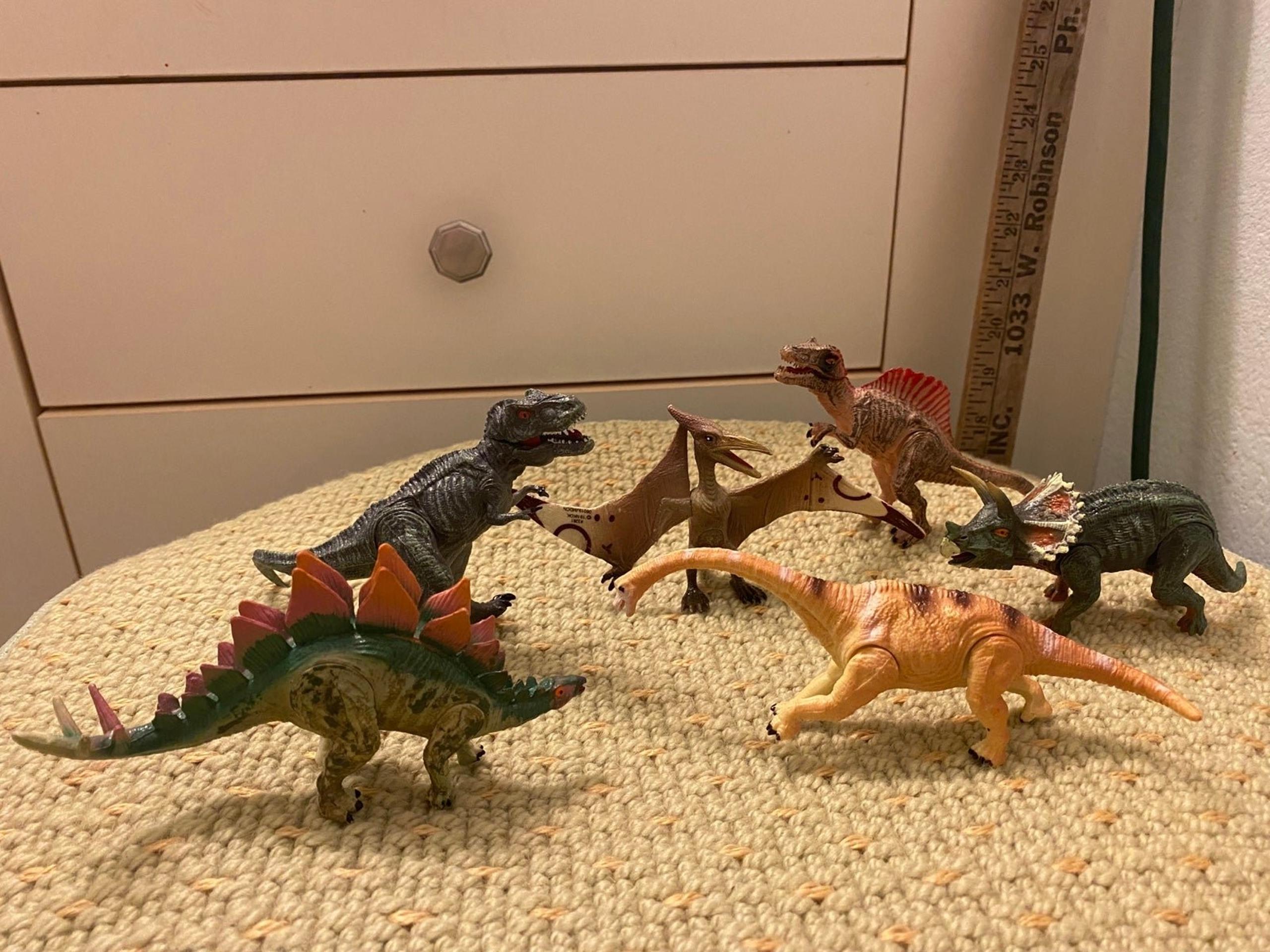 6 Rare 2019 NKOK figures brachiosaurus/Stegosaurus/TREX/triccratops/spinosaurus