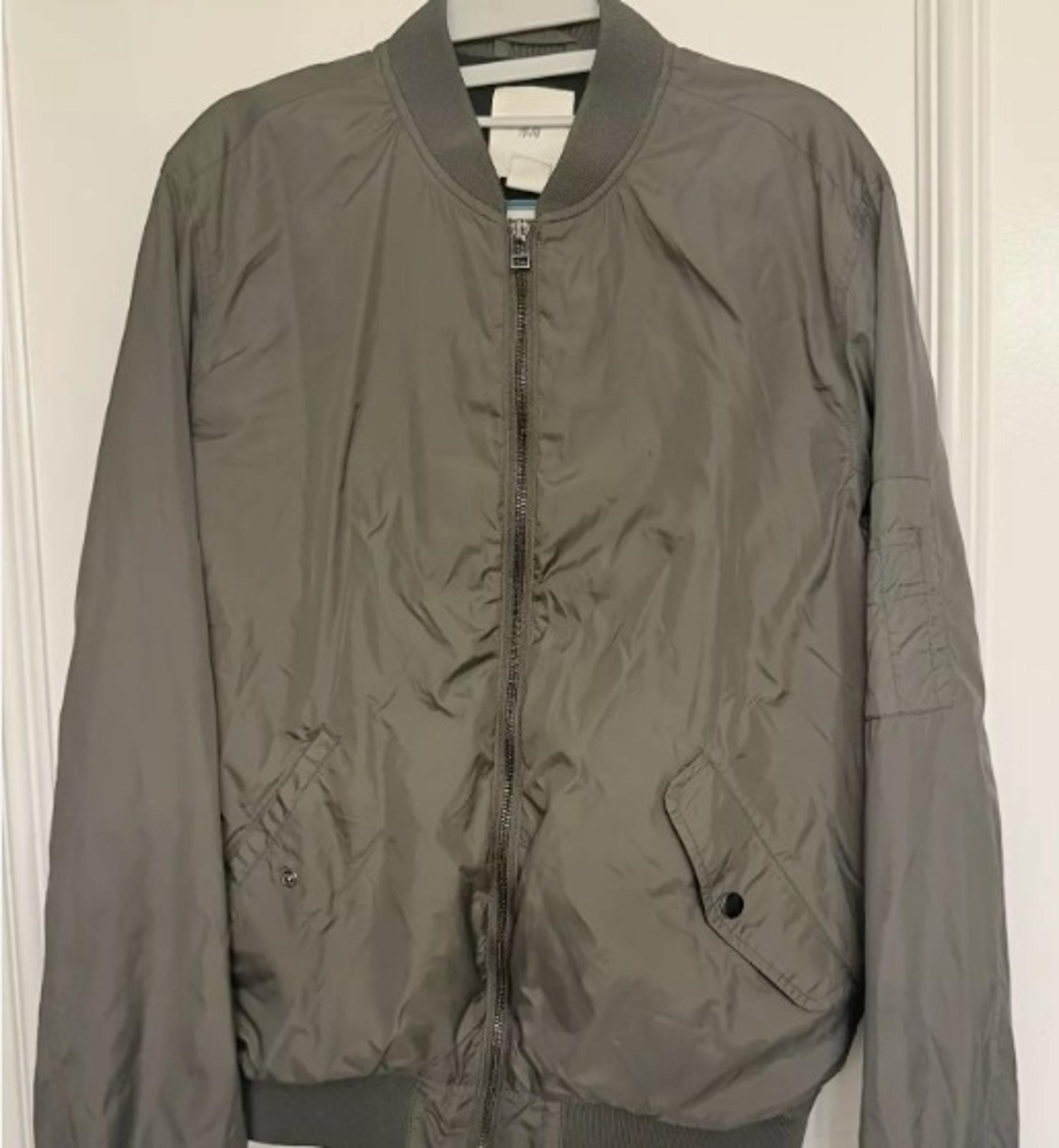 H&M Bomber Jacket Men 3 pockets olive Modern Retro Med