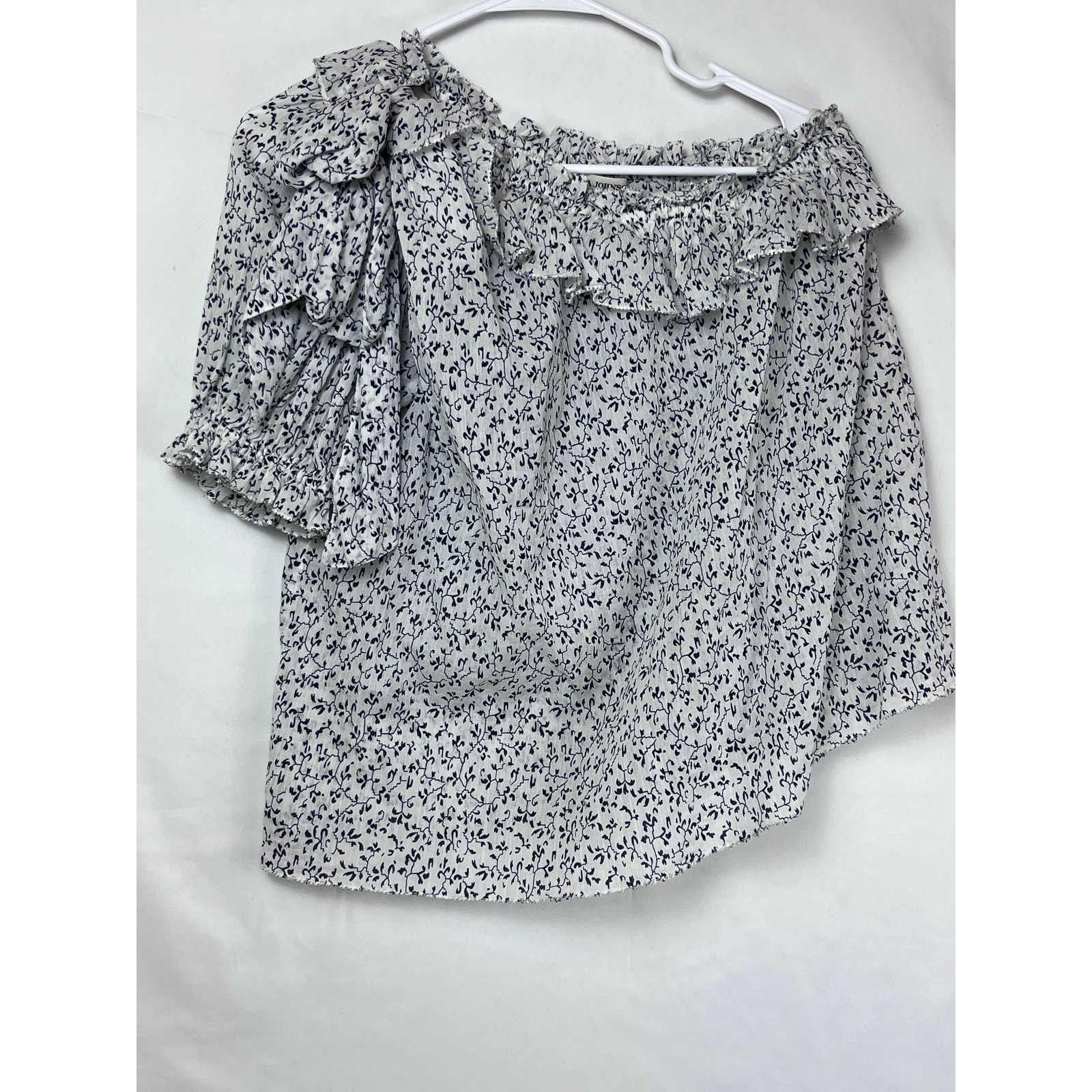 Ulla Johnson Women's Size 2 Blue/White Off The Shoulder Floral Print Blouse