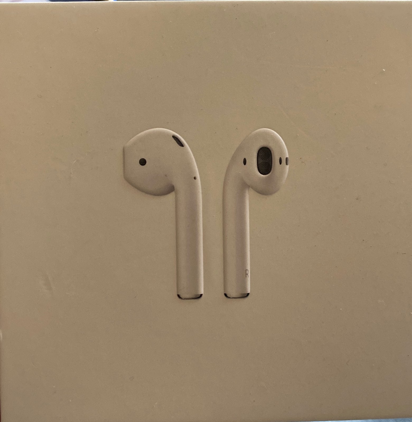 Apple AirPods (2nd generation)