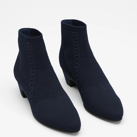 Eileen Fisher Purl Recycled Stretch Knit Bootie Size 9 Black