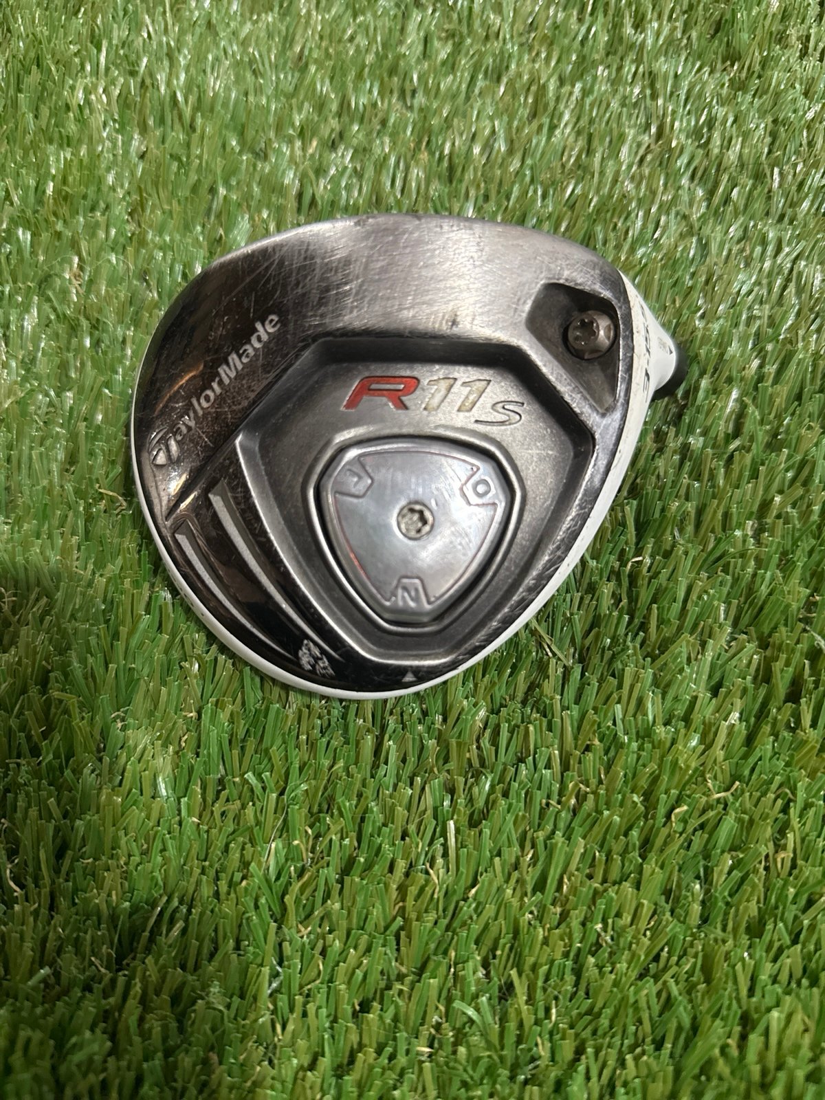 TaylorMade r11 3 wood (head only)