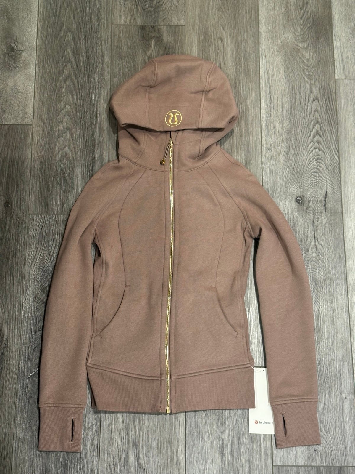 Lululemon Scuba