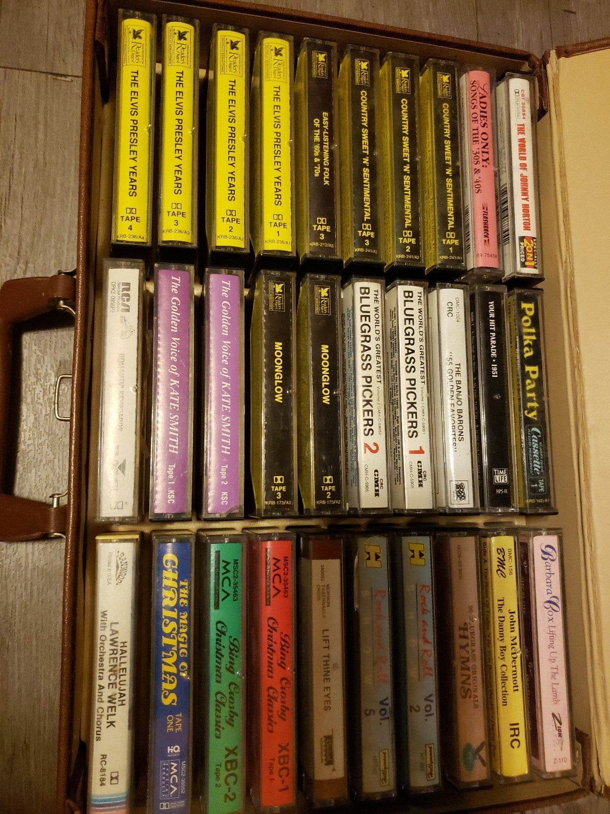 cassette case w/30 cassette tapes