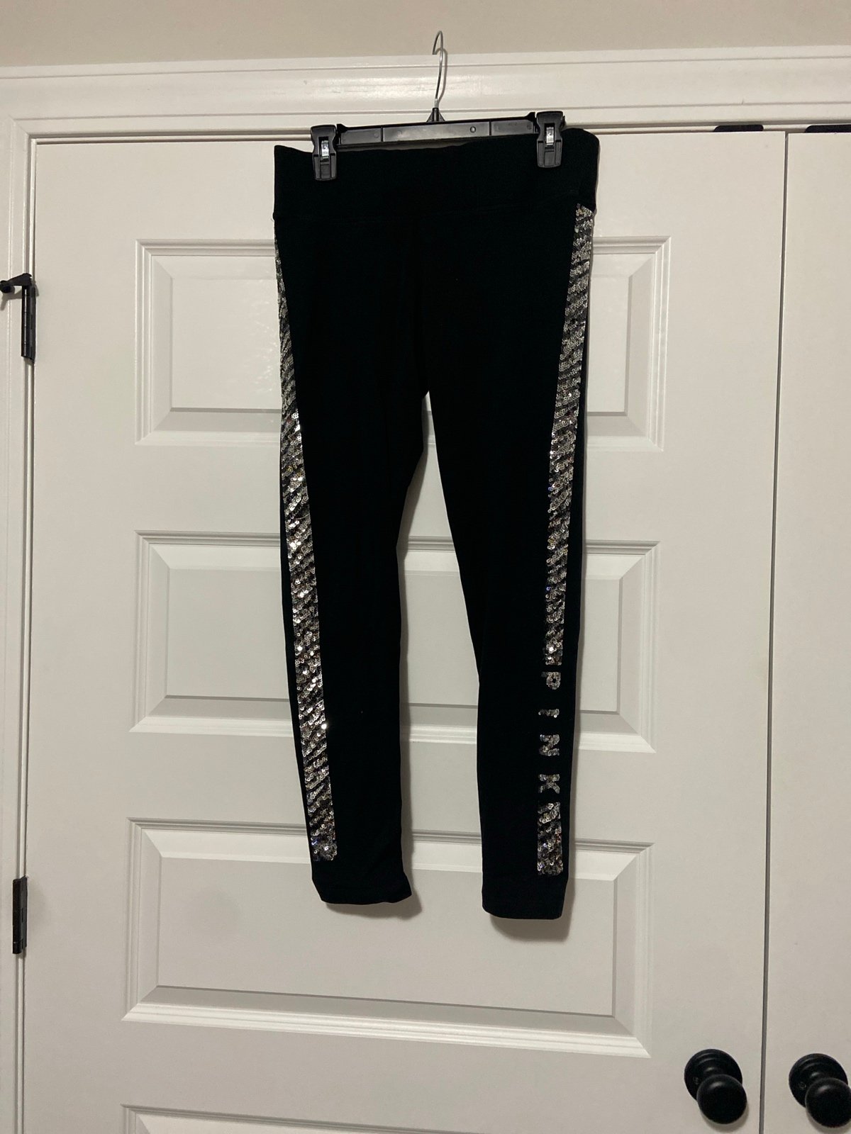 Victoria’s Secret pink yoga leggings size large