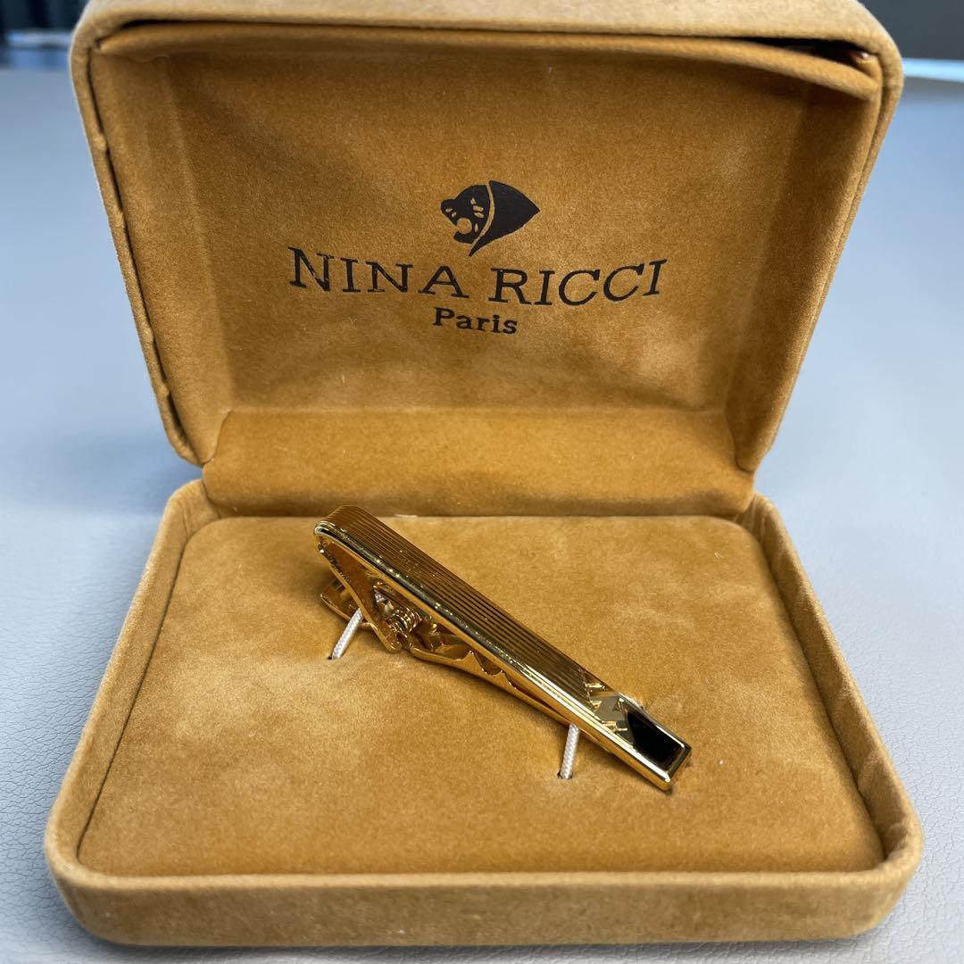 NINA RICCI Tie Pin