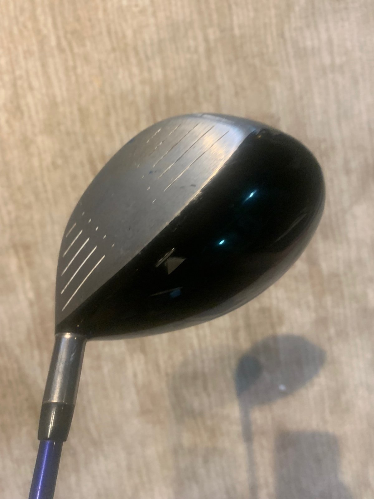 Titleist 907 D2 Driver 9.5* Stiff Graphite flex