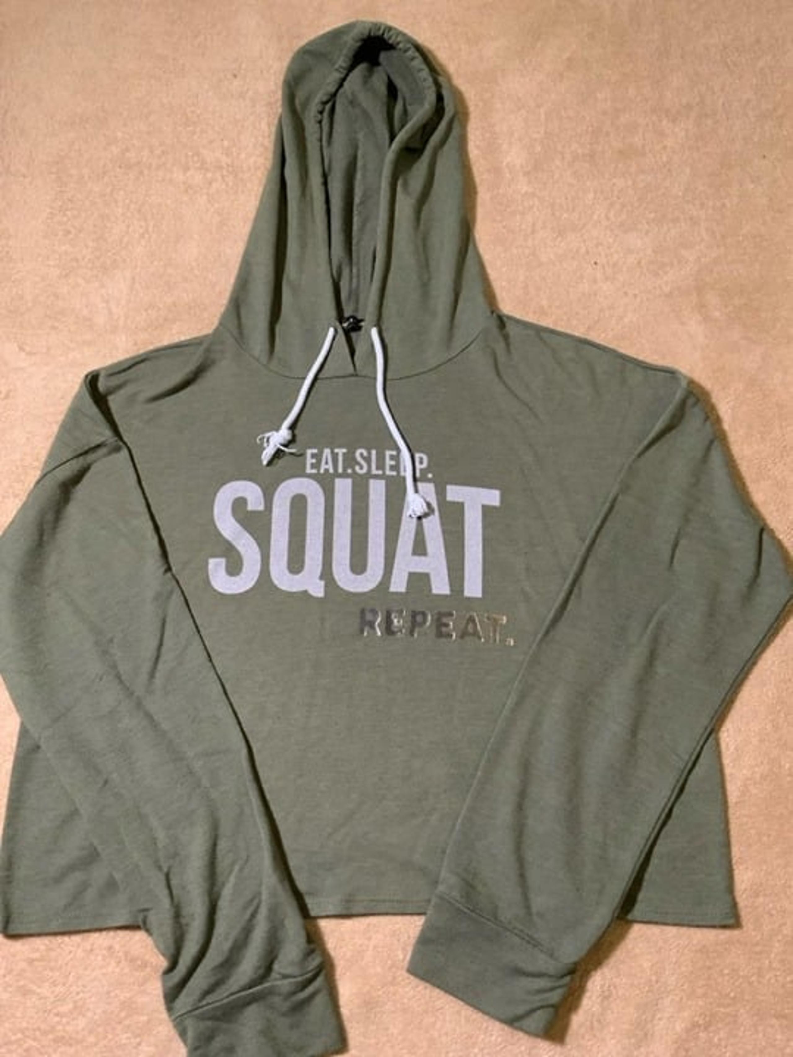 Raggs II Riches Womens Sz LG Cropped Hoodie Olive Eat Sleep Squat Repeat (E)
