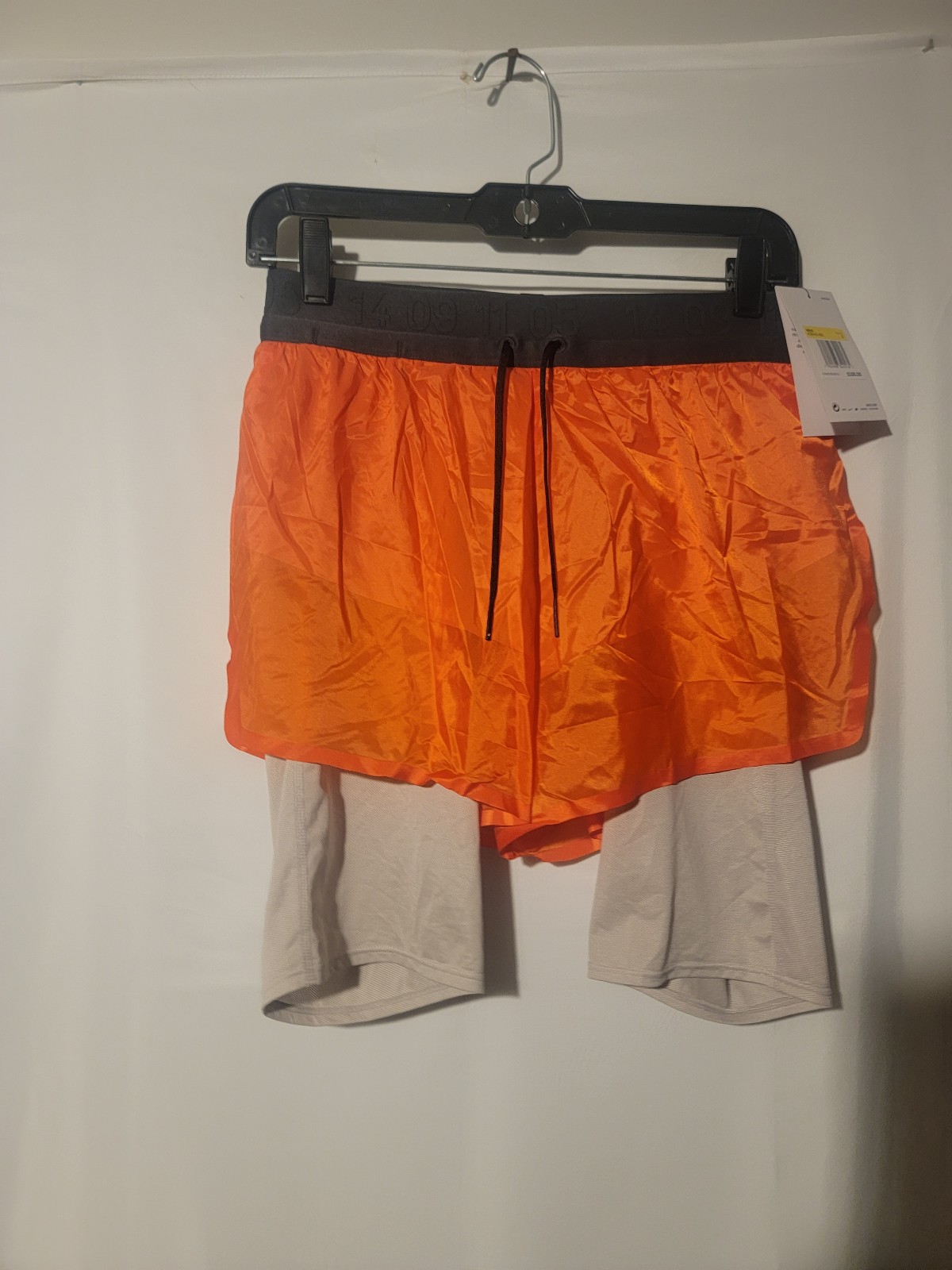 Nike Tech Pack 2 in 1 Orange Gray Running Shorts AQ6442-891 Mens Size Small