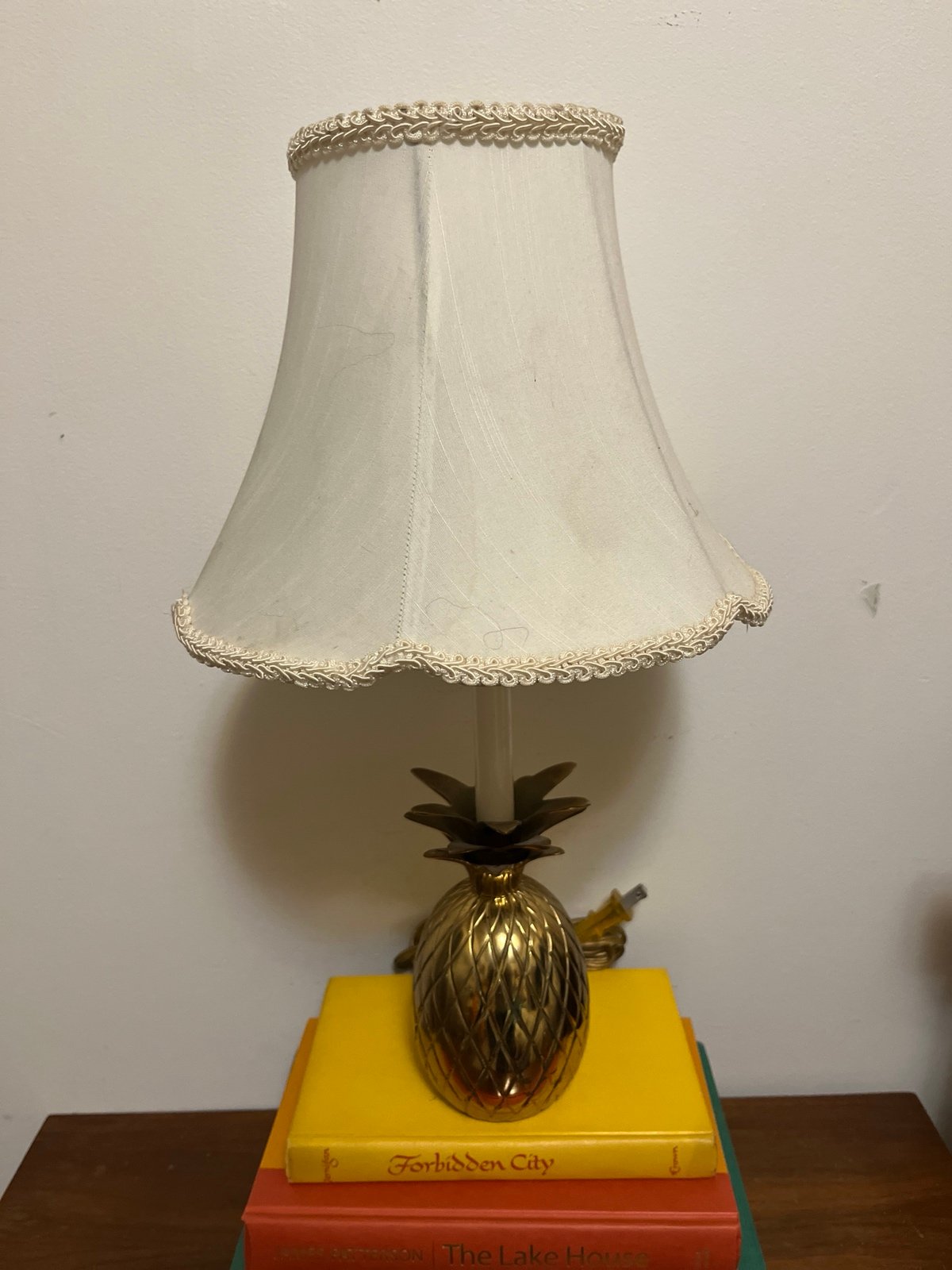 Vintage Brass Pineapple Lamp with Shade