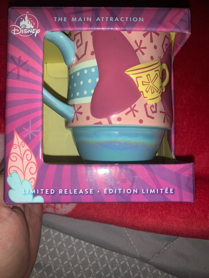 minnie mouse main attraction mug
