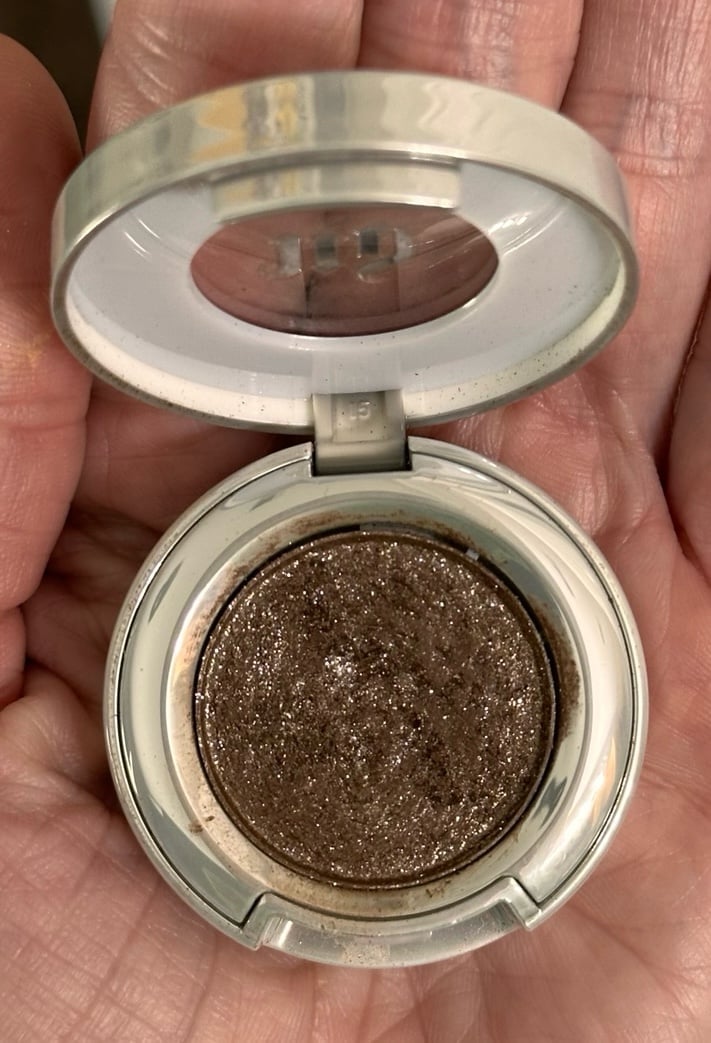 RARE * Urban Decay * diamond dog shadow