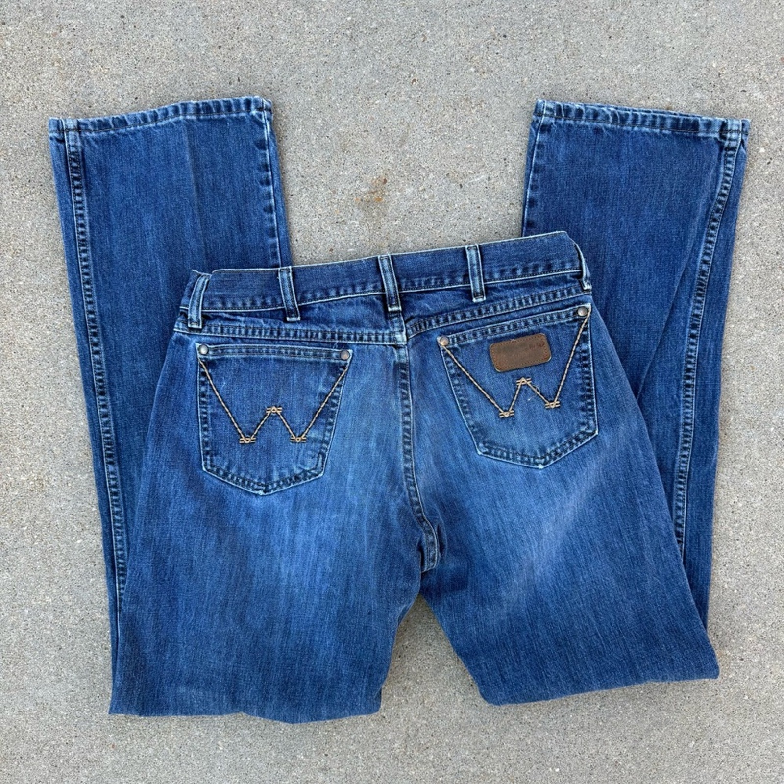 Wrangler Retro 33x34 Relaxed Fit Boot Cut Men's Blue Jeans WRT20RW