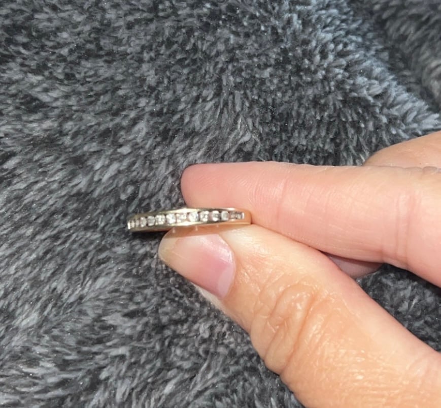 Womens 10k gold diamond ring