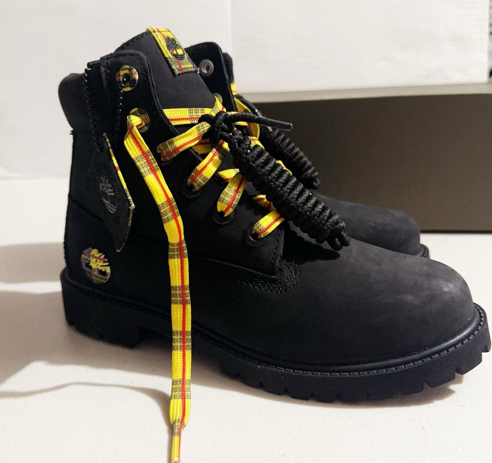 Timberland Premium 6 Waterproof Boots Black Yellow Plaid Nubuck Boys eu38