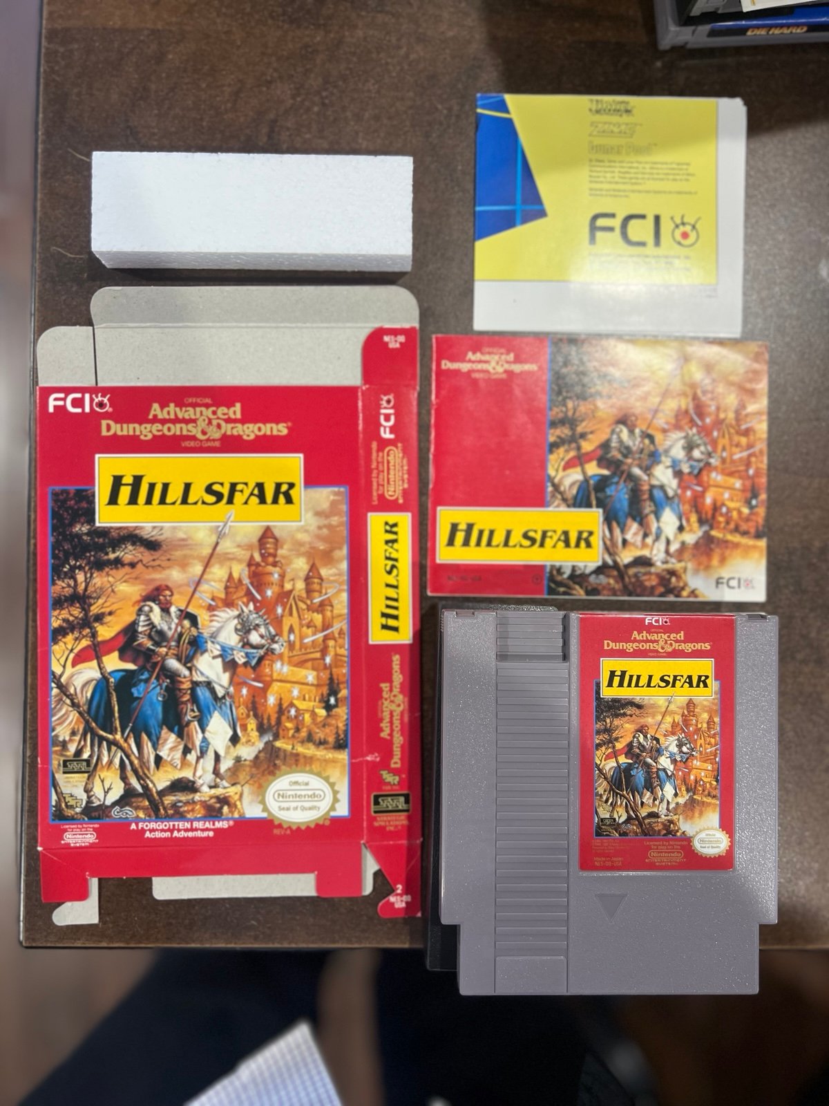 Advanced Dungeons & Dragons Hillsfar for Nintendo NES Complete CIB - RARE!!!
