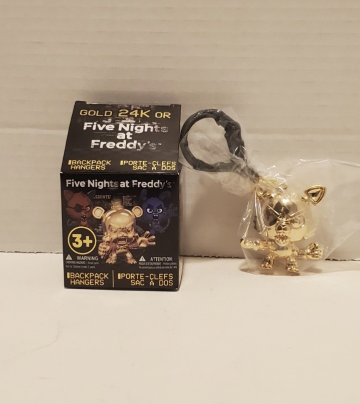 Five Nights at Freddy's Backpack Hangers 24k Gold Plated Foxy - Chase