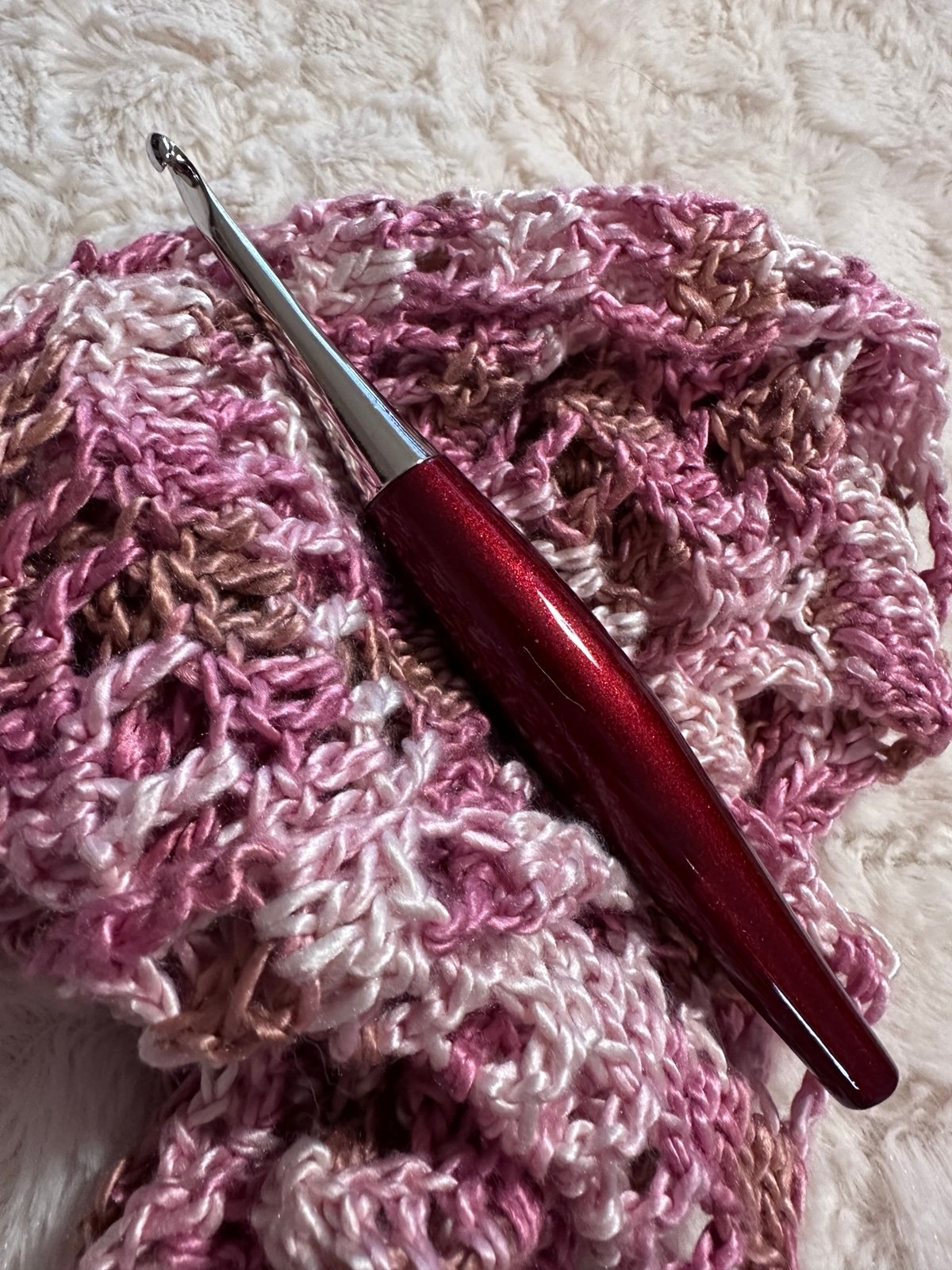 Furls Odyssey Crochet Hook Red Size I Retired