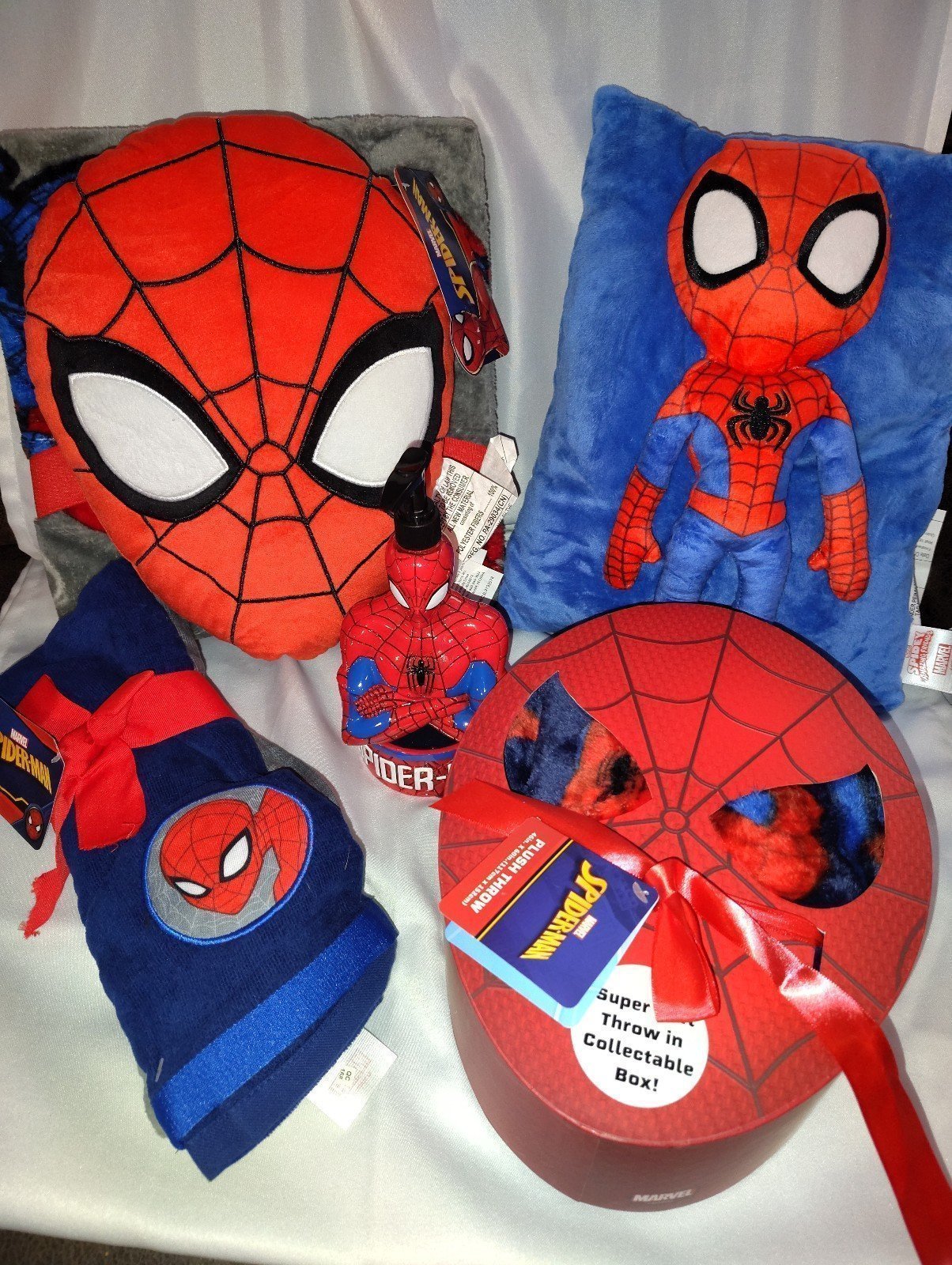 SALE- Spiderman Bed and Bath Bundle
