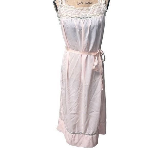 True Vintage 1950's Pink Barbizon Nightgown Lingerie Women size Small