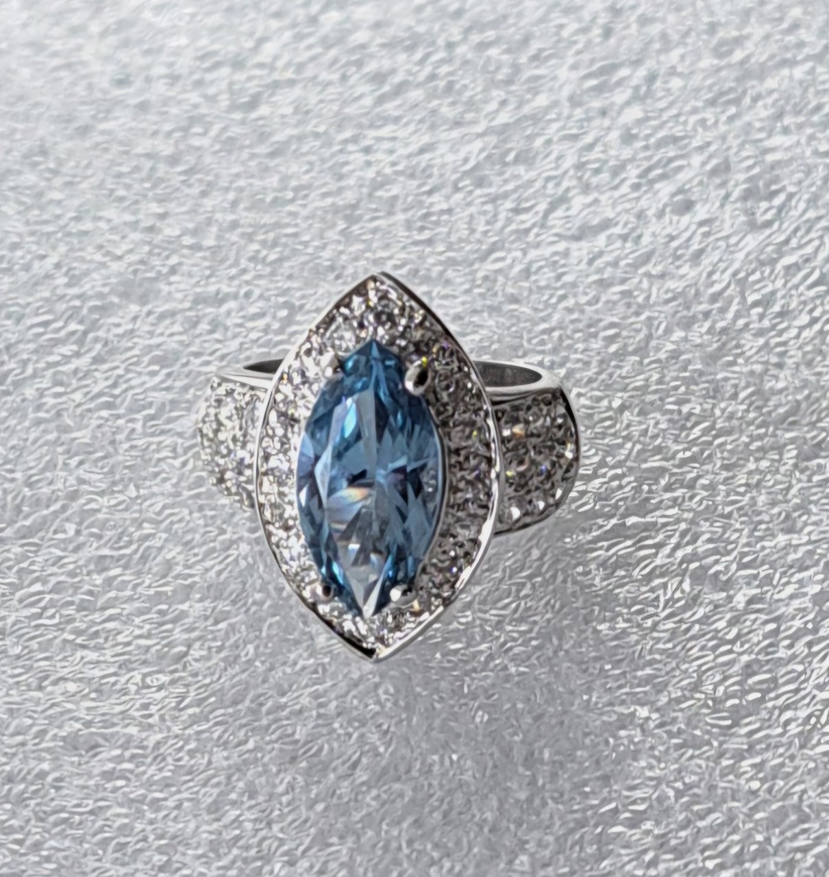 Topaz CZ Sterling Silver Ring Size 7