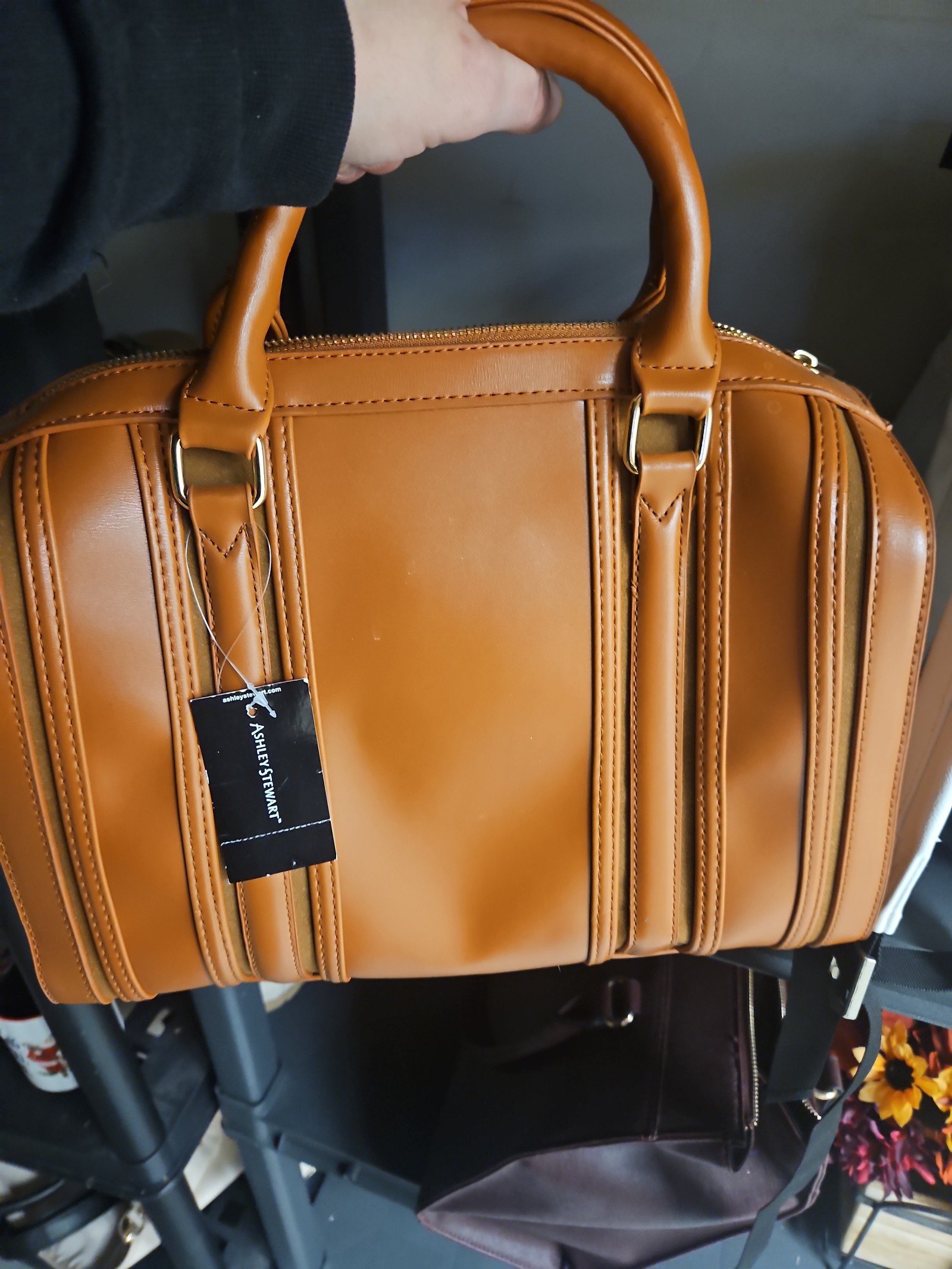 Hand bag