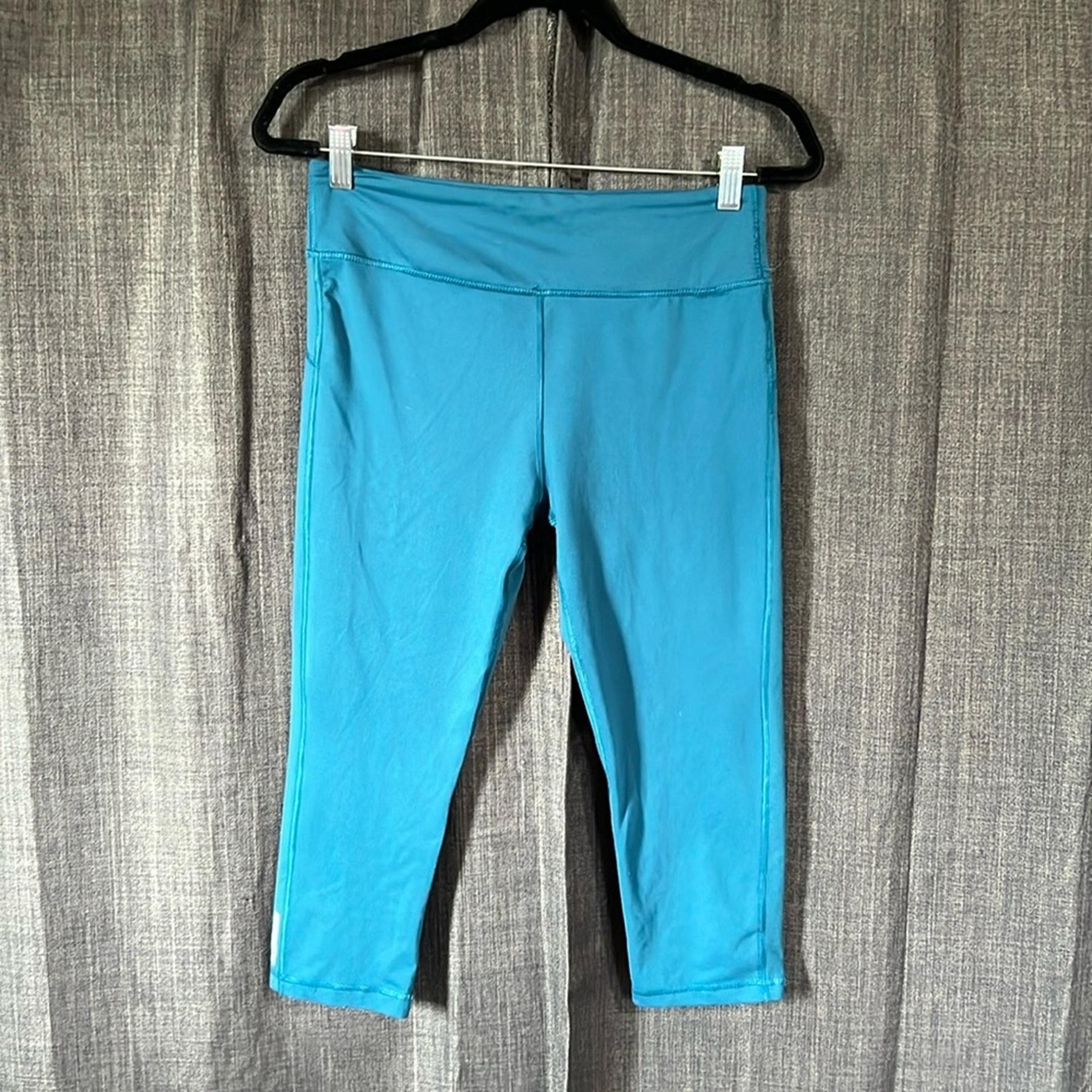 Marika Tek teal blue cropped leggings size medium