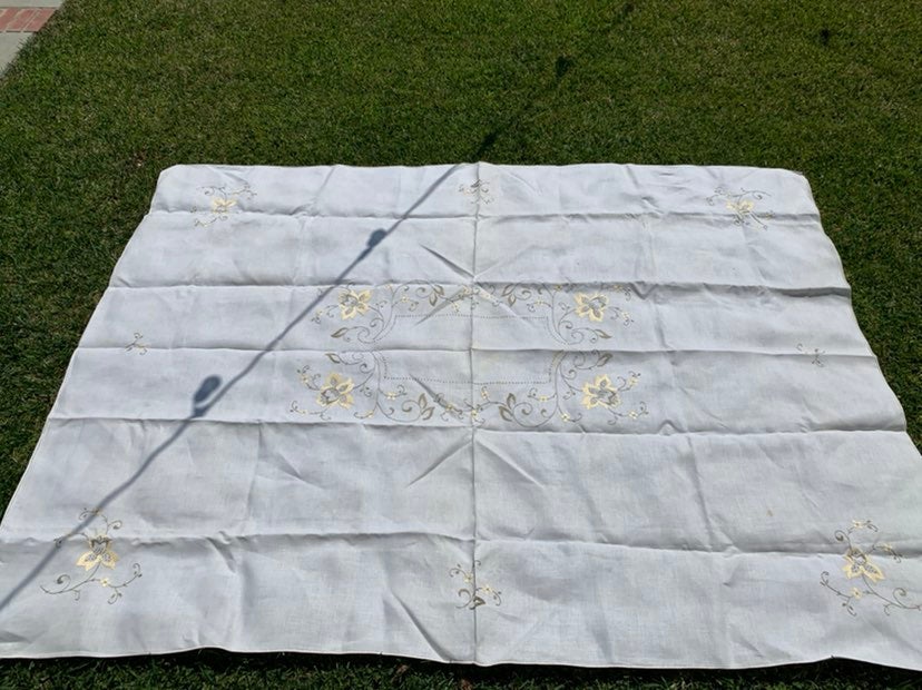 Table cloth