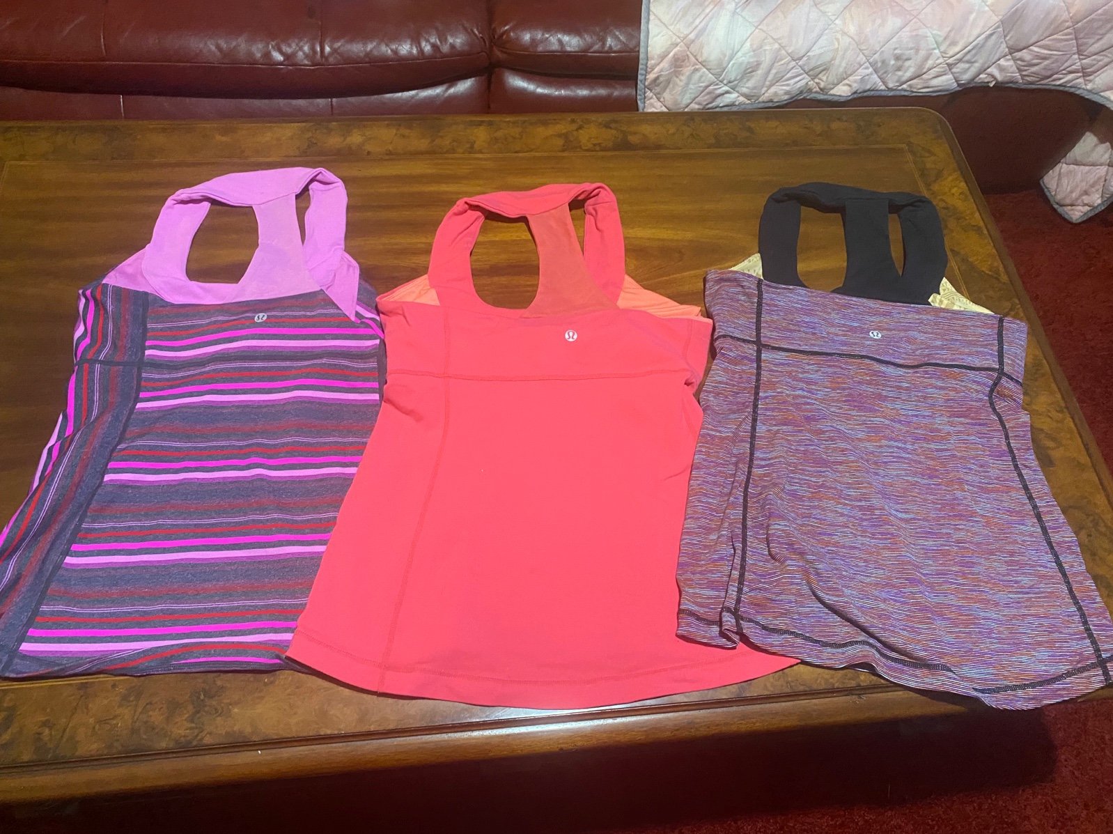 bundle of 3 Lululemon tops