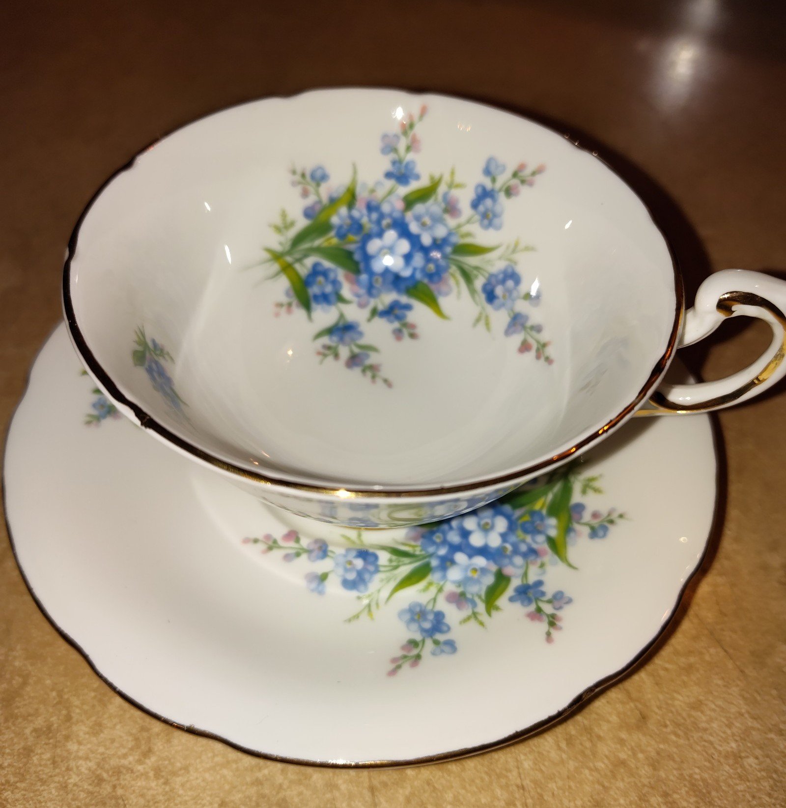 VTG ROYAL STANDARD FINE BONE CHINA ENGLAND FORGETMENOT FLOWERS TCUP/SAUCER EC